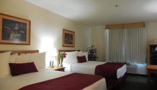 Queen Room with Two Queen Beds - Non-Smoking