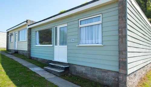 2 Bedroom Gold Chalet