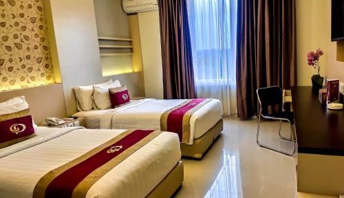 Double or Twin Room with City View