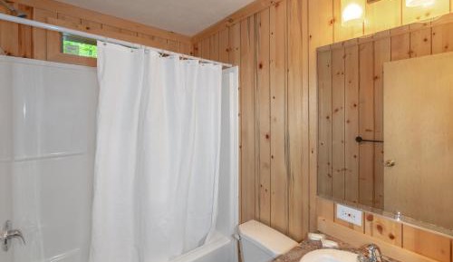 Holiday Cottage with Loft – One Bedroom Cottage with Loft 