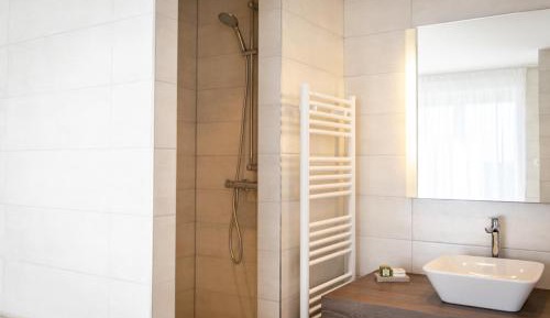 Hotel Principal - Twin Room with Shower (Acces Spa compris)