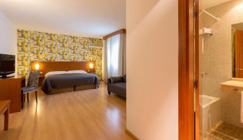 Queen Room