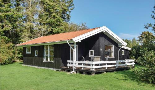 Three-Bedroom Vacation Home 