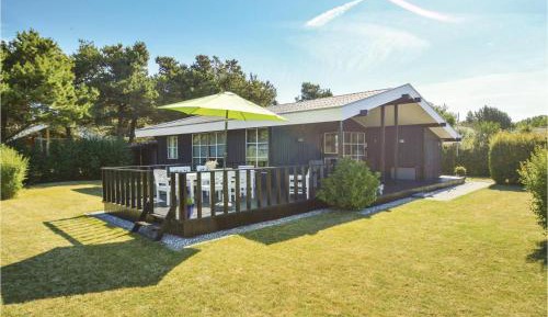 Three-Bedroom Holiday Home 