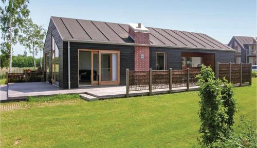 Three-Bedroom Vacation Home 