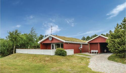 Three-Bedroom Vacation Home 