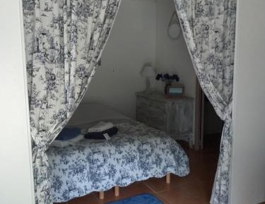 Standard Triple Studio