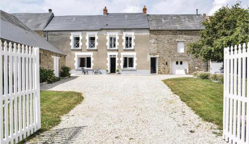 Three-Bedroom Vacation Home 