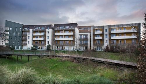 Studio Apartment with Balcony or Terrace