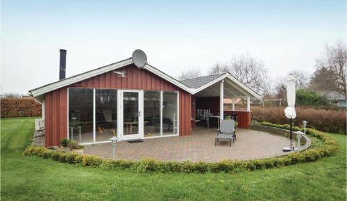 Three-Bedroom Vacation Home 