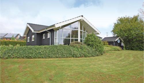 Four-Bedroom Vacation Home