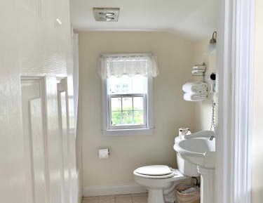 Double Room with Queen and Double Bed