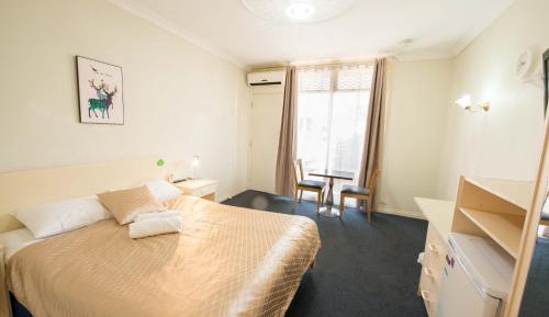 Standard  Queen Spa Room