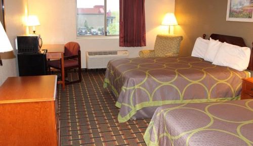 Queen Room with Two Queen Beds - Non-Smoking