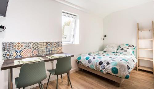 Studio 2eme Etage - Côté Rue