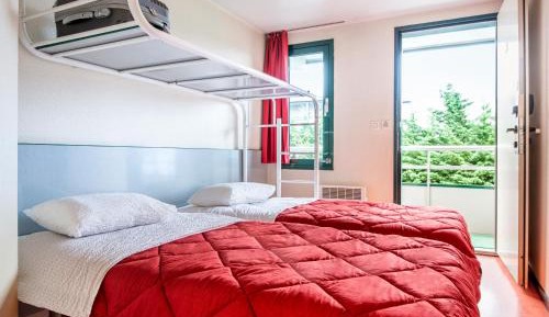 Standard Room - 2 Single Beds