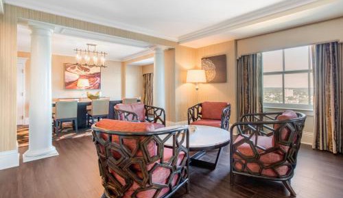 Luxury Presidential Suite - 1 King Bed