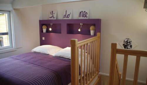 Quadruple Room with Private Bathroom