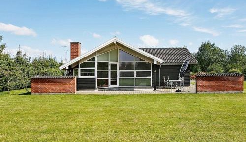 Three-Bedroom Vacation Home 