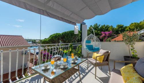 Apartment with Sea View