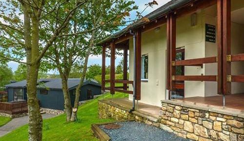 Treetops 1 Bedroom Self Catering Flat - Dog Friendly