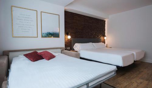 Twin Family Room