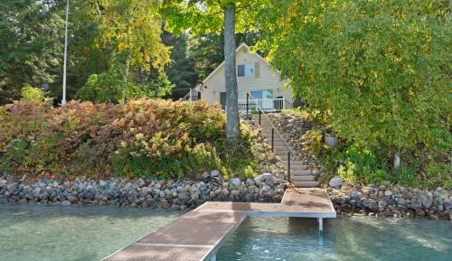 Three-Bedroom Vacation Home 