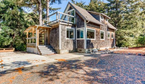 Three-Bedroom Vacation Home 