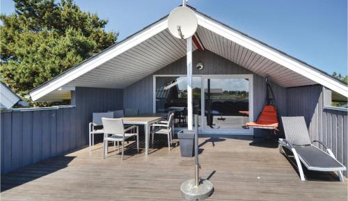 Three-Bedroom Vacation Home 