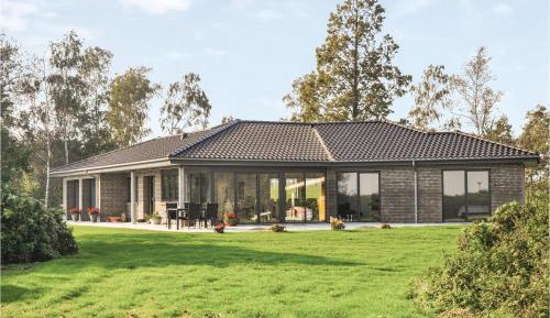Four-Bedroom Vacation Home