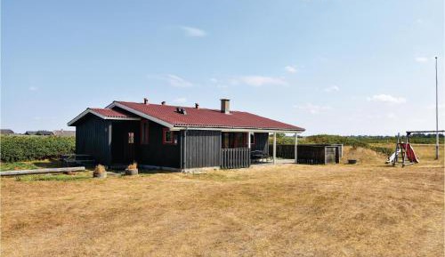 Three-Bedroom Vacation Home 