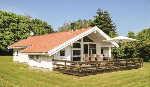 Three-Bedroom Vacation Home 