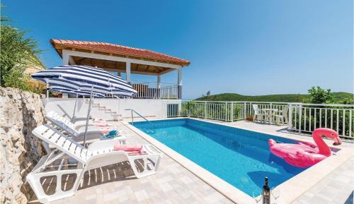 Three-Bedroom Vacation Home 