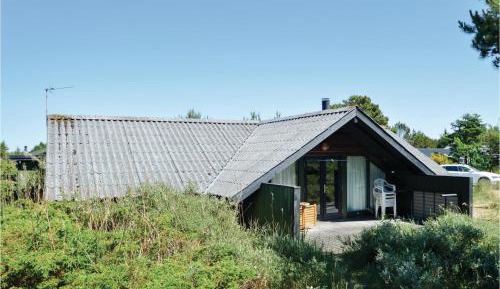 Three-Bedroom Vacation Home 