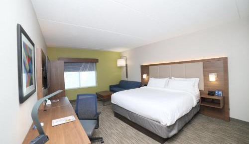One-Bedroom King Suite with Sofa Bed