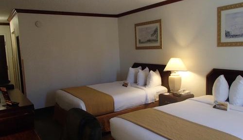 Double Room with Two Double Beds - Disability Access/Non-Smoking