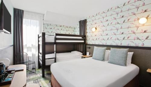 Family Room with One Double Bed and One Single Bunk Bed - Non-Smoking