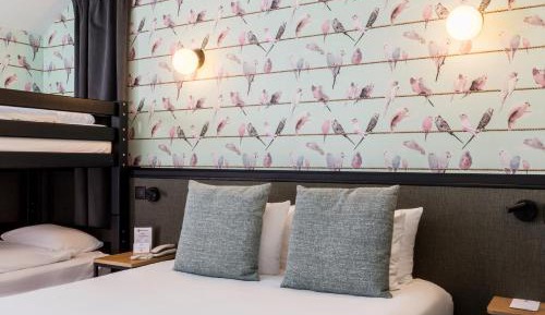 Family Room with One Double Bed, Bunk Bed and One Single Bed 