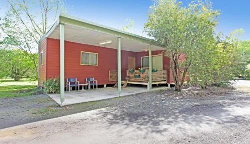 Red Gum Cabin