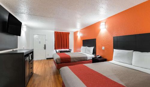Quadruple Room - Non-Smoking