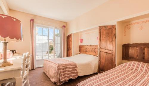 Comfort Triple Room