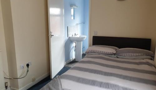 Single Room with Bathroom