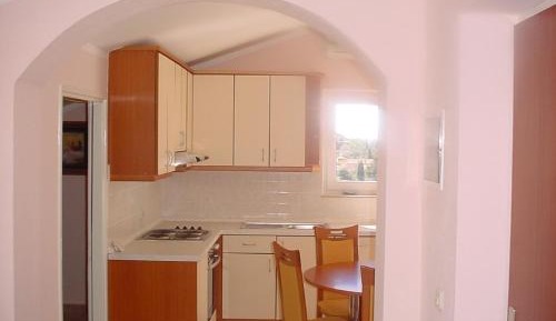 Comfort Two-Bedroom Apartment with Balcony and Sea View (4 Adults)