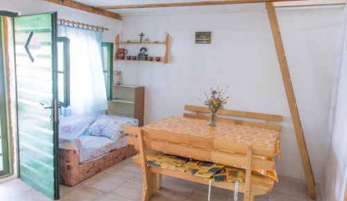 Three-Bedroom Vacation Home 