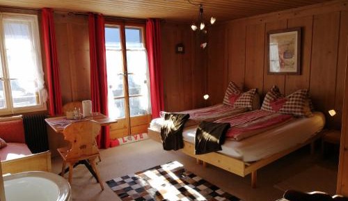 Double or Twin Room with Balcony and Shared Bathroom
