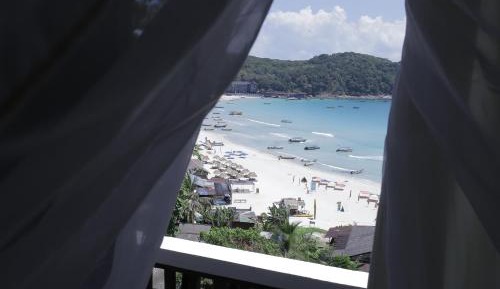 Twin Room with Balcony and Sea View