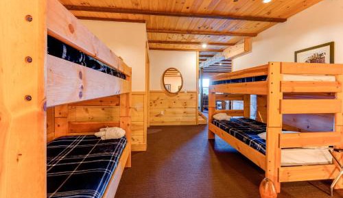 Three-Bedroom Vacation Home 