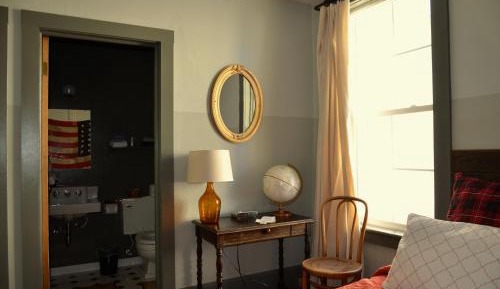 Queen Room