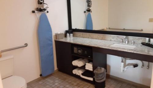 Queen Room - Disability Access