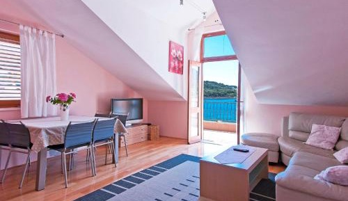 Basic Triple Room